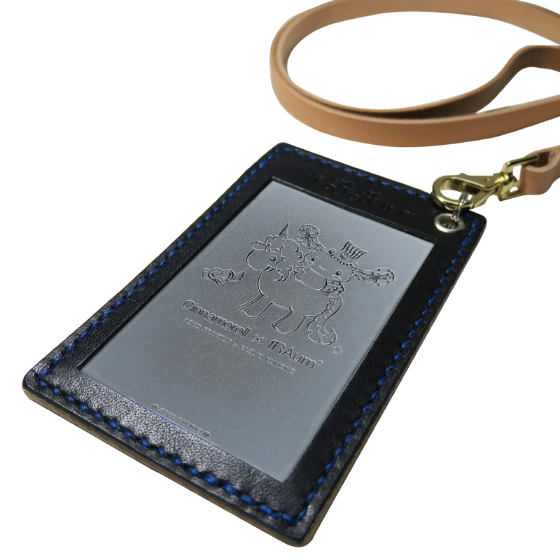 手縫い カードケース + ネックストラップ「Cinnamonroll × fRAum」 クロムメッキ　栃木レザー・紺